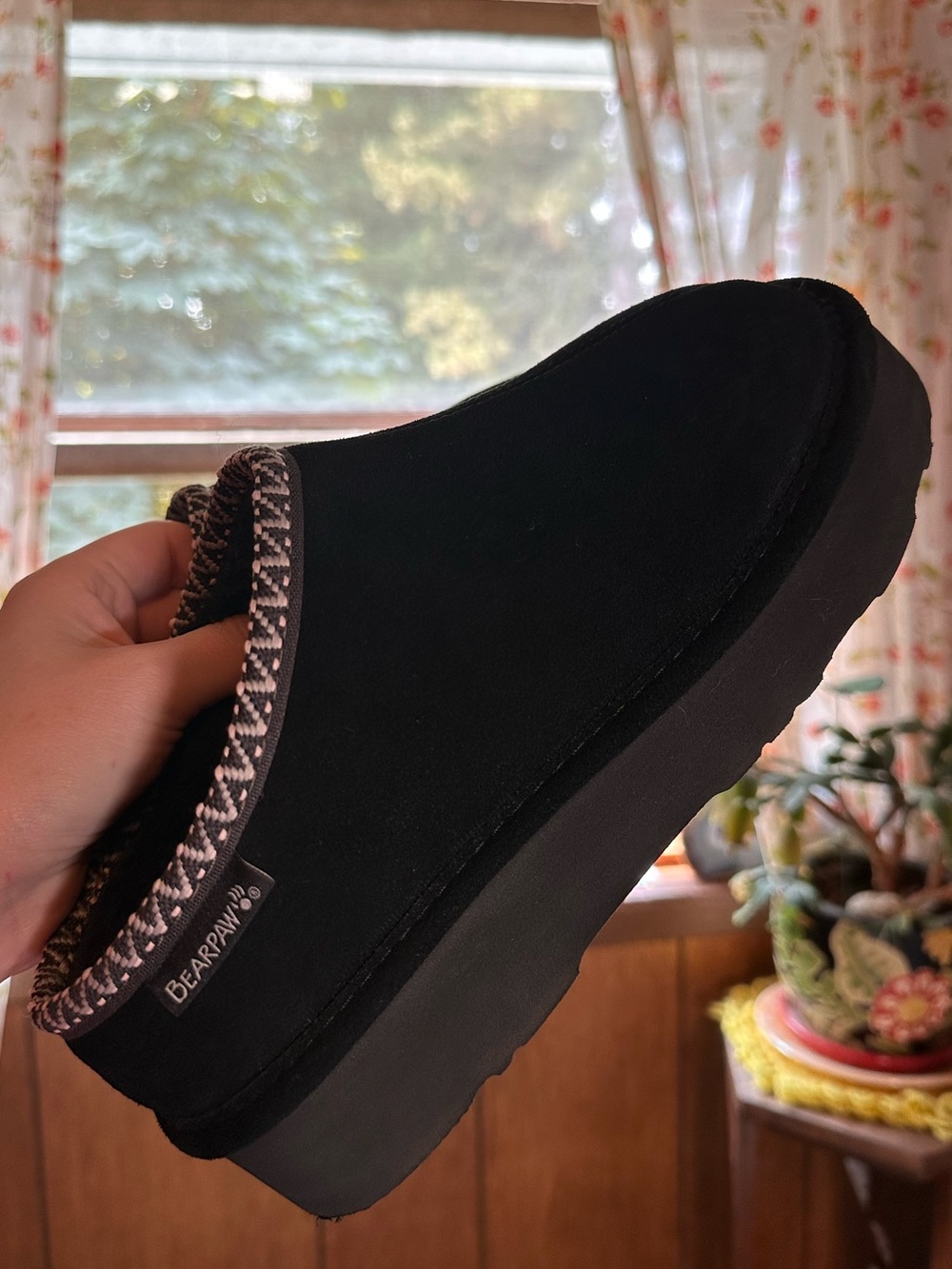 Bearpaw • Martis Platform Leather & Wool Slippers - Picture 14 of 14